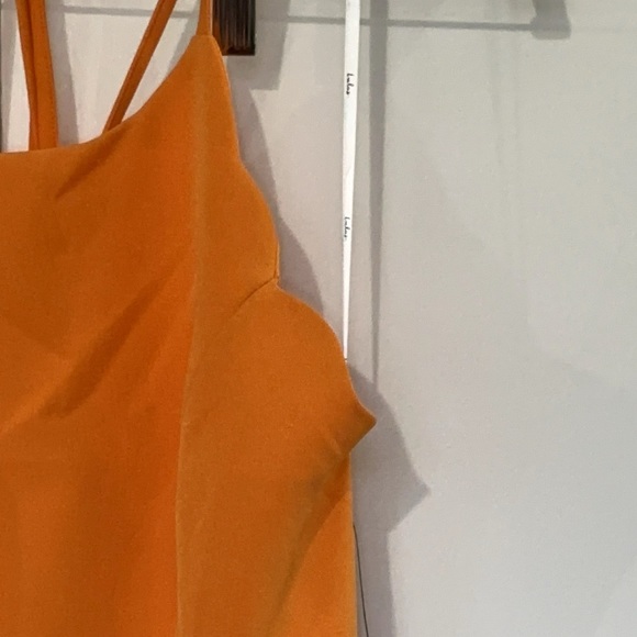 NWT Lulu’s Play on Curves Orange Backless Dress - Picture 3 of 6